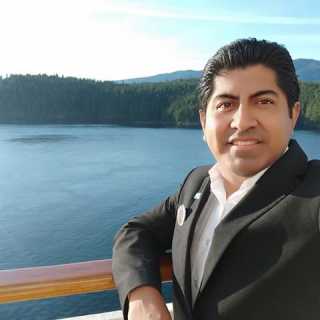 Daniel Linares photo