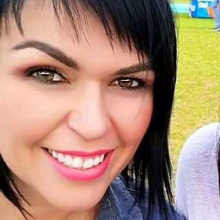 Beverley Draper photo