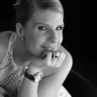 Szilvia Farkas photo