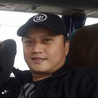 Dennis Alfonso photo