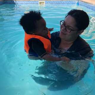 Louise Hillary photo