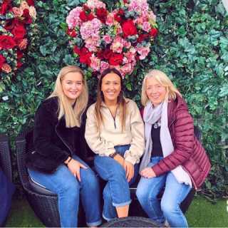 Claire Frances photo