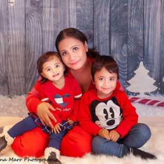 Yuniar Anggraini photo