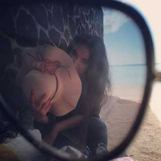 Nilofer Emambocus photo