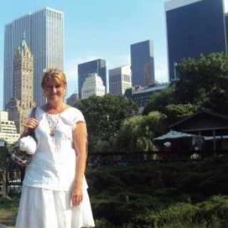 Maryse Van-Oudenhove photo