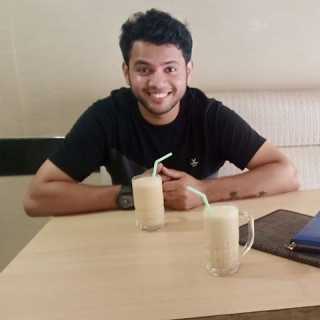 Mayur Nadkarni photo