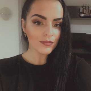 AminaKuch avatar