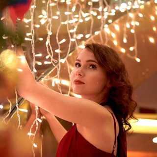 Alina Andriyuk photo