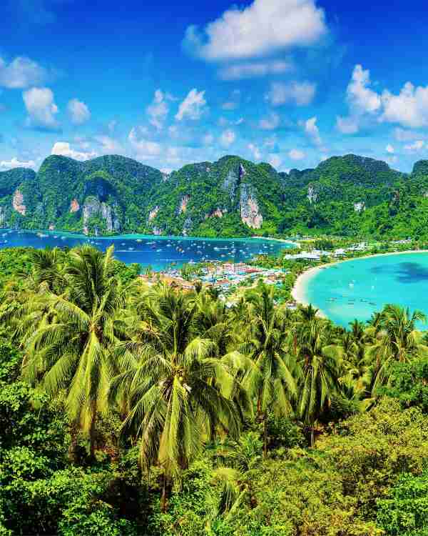 Phi-Phi Islands
