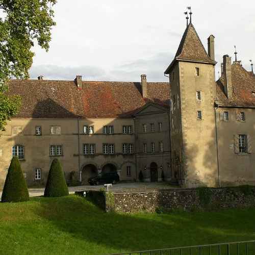 Chateau d'Allaman photo