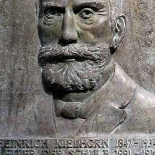 Heinrich Kielhorn Relief