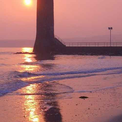 Chaine Tower Lighthouse photo