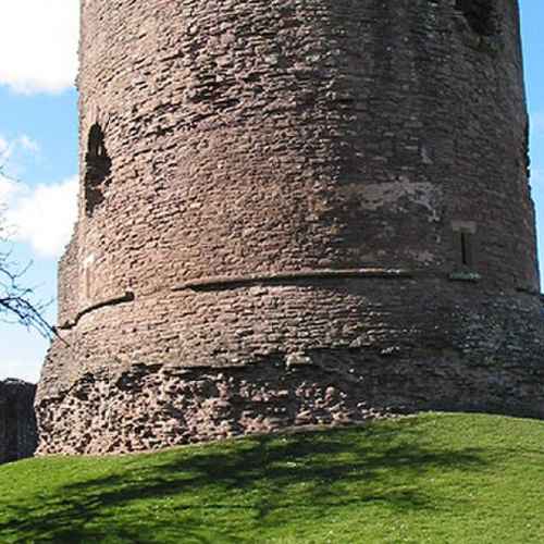 Skenfrith Castle photo