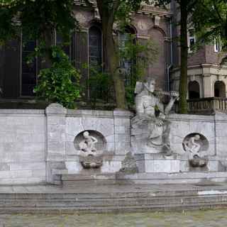 Jahrhundertbrunnen
