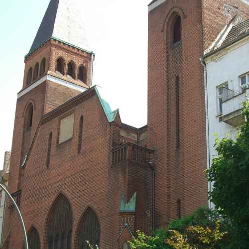 Paul-Gerhardt-Kirche photo