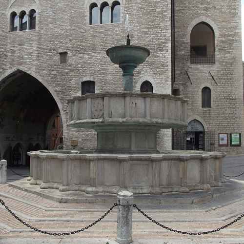 Fontana Sturinalto photo