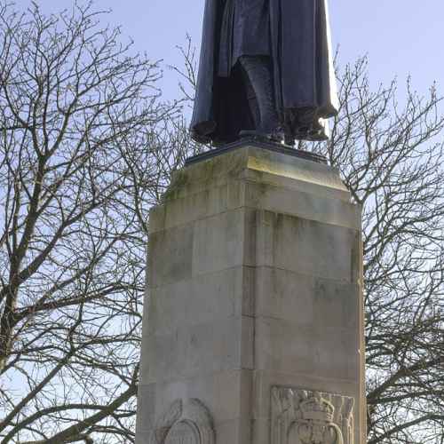 Statue of James Wolfe