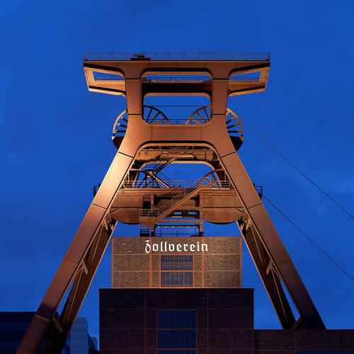 Zeche Zollverein (Schacht 4/5/11 photo