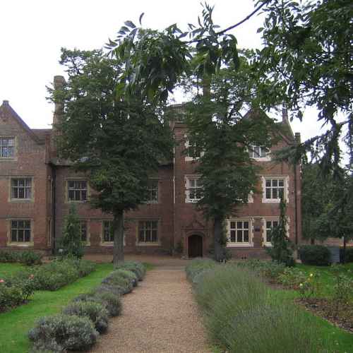 Eastbury Manor House photo