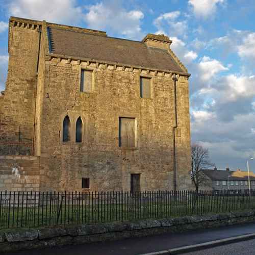 Johnstone Castle photo