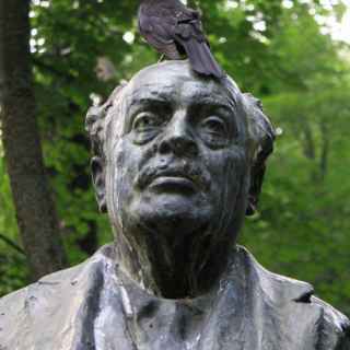 Statuia Emanoil P. Bardasare