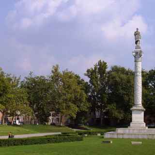 Monumento a Ludovico Ariosto