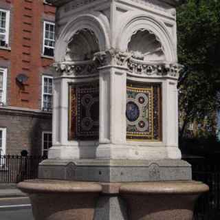 Grosvenor Fountain