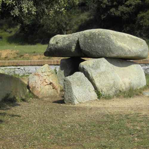 Roca d'en Toni (dolmen photo
