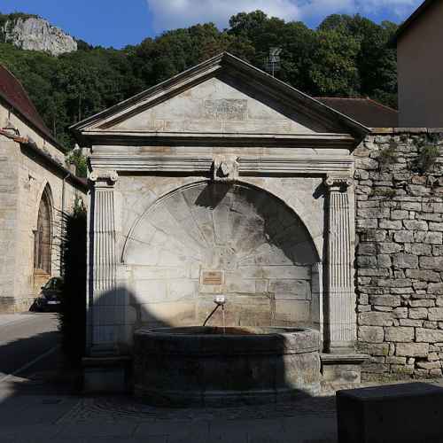 Fontaine des Morts photo