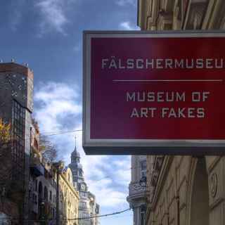 Museum of Art Fakes