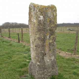 Menhir des Demoiselles