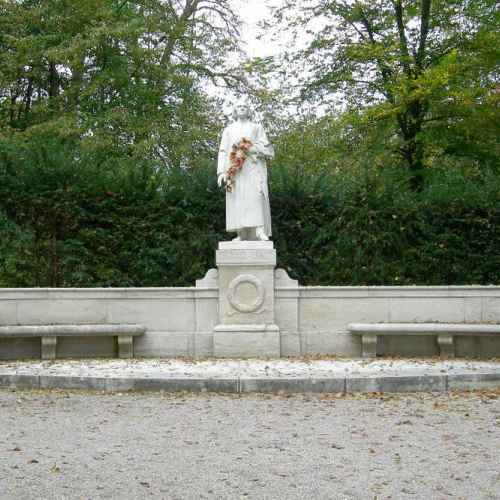 Franz Liszt Denkmal photo