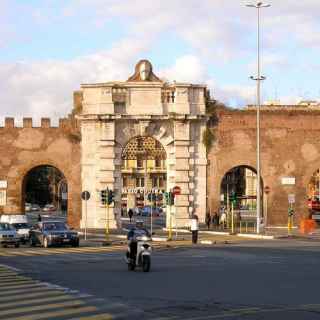 Porta San Giovanni photo