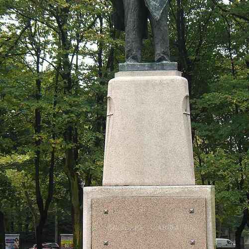 Monumento a Giuseppe Garibaldi photo