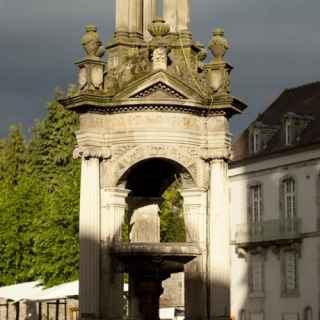 Fontaine Saint-Lazare