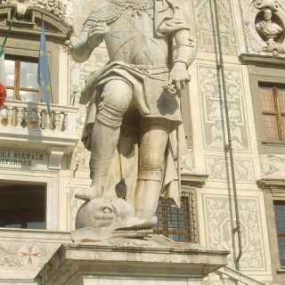 Statua di Cosimo I photo