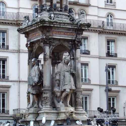 Fontaine des Jacobins photo