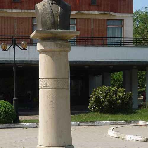 Monumentul lui Vasile Alecsandri photo