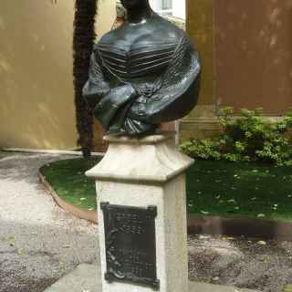 Busto Isabel II