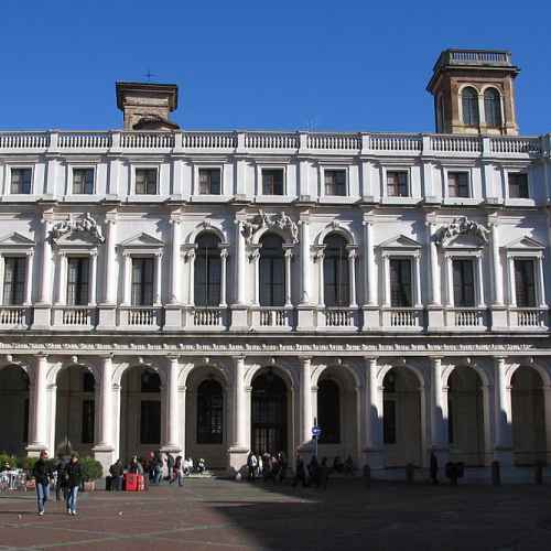 Biblioteca Civica Angelo Mai