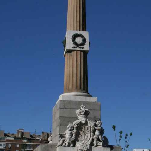 Obelisco de la Arganzuela photo
