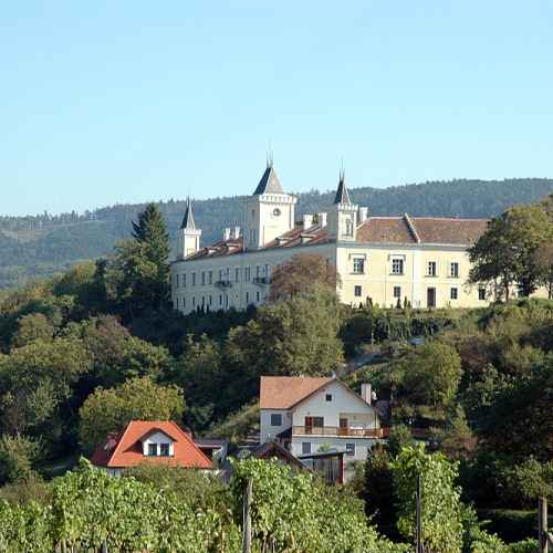 Schloss Wolfsberg photo