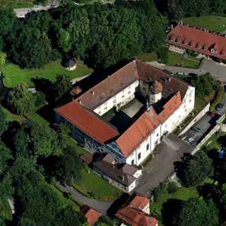 Schloss Haltenbergstetten