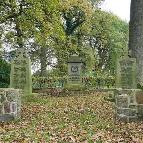 Kriegerdenkmal Langeloh photo