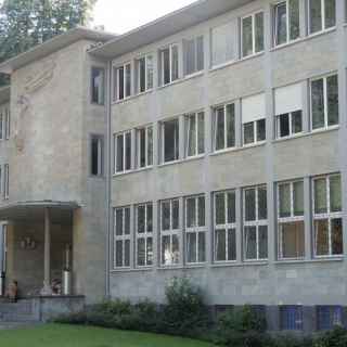 Zentral- und Hochschulbibliothek Luzern photo