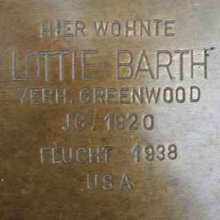 Lottie Barth
