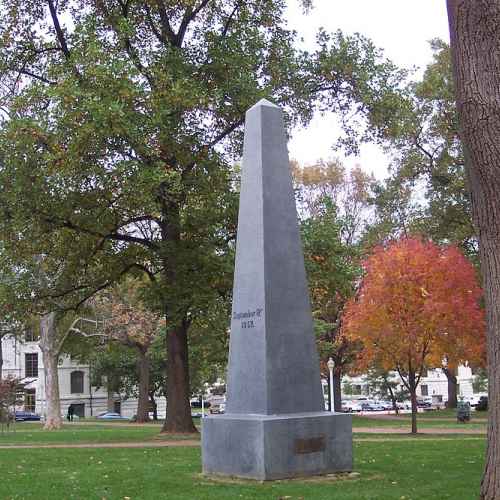 Herndon Monument photo