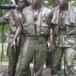 Three Servicemen Statue photo