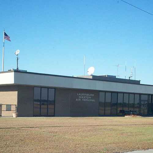 Laurinburg-Maxton Airport photo