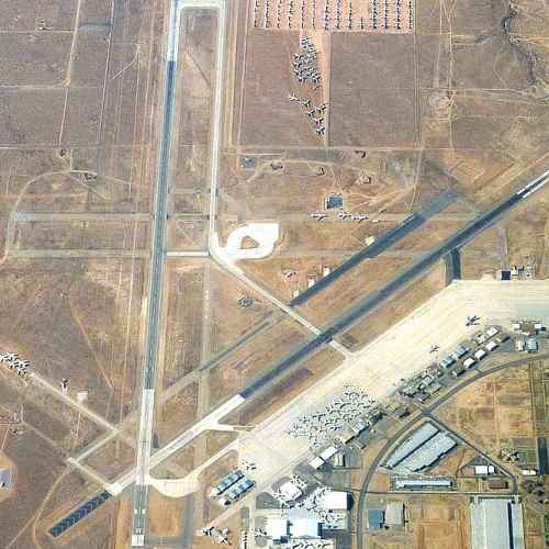 Southern California Logistics Airport photo
